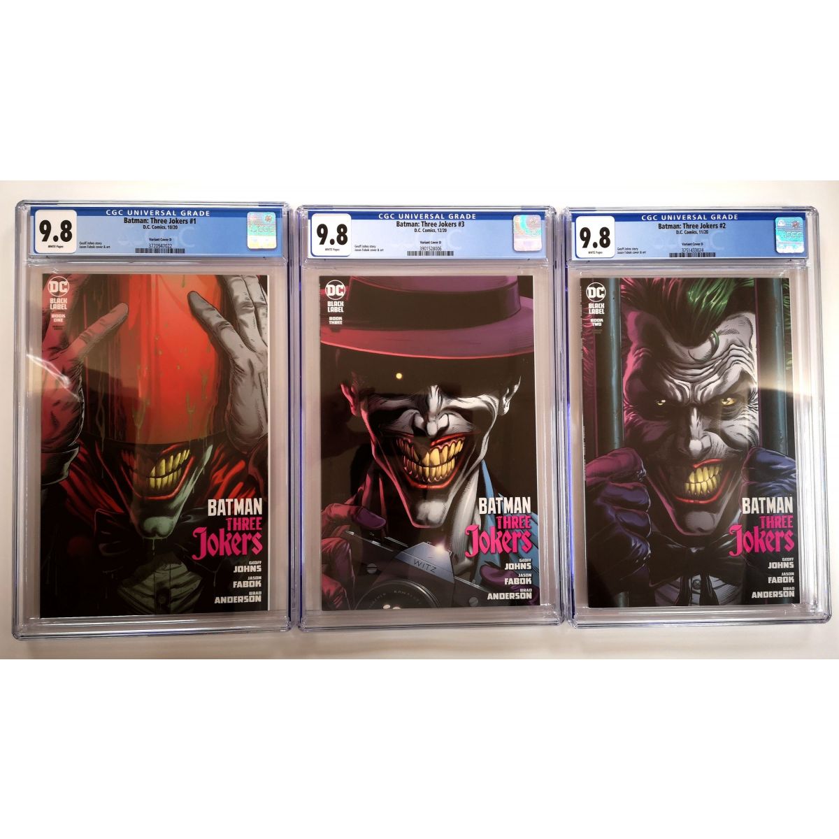 Comics - D.C - Batman: Three Jokers 1, 2 & 3 (2020) - [CGC 9.8 - White Pages]