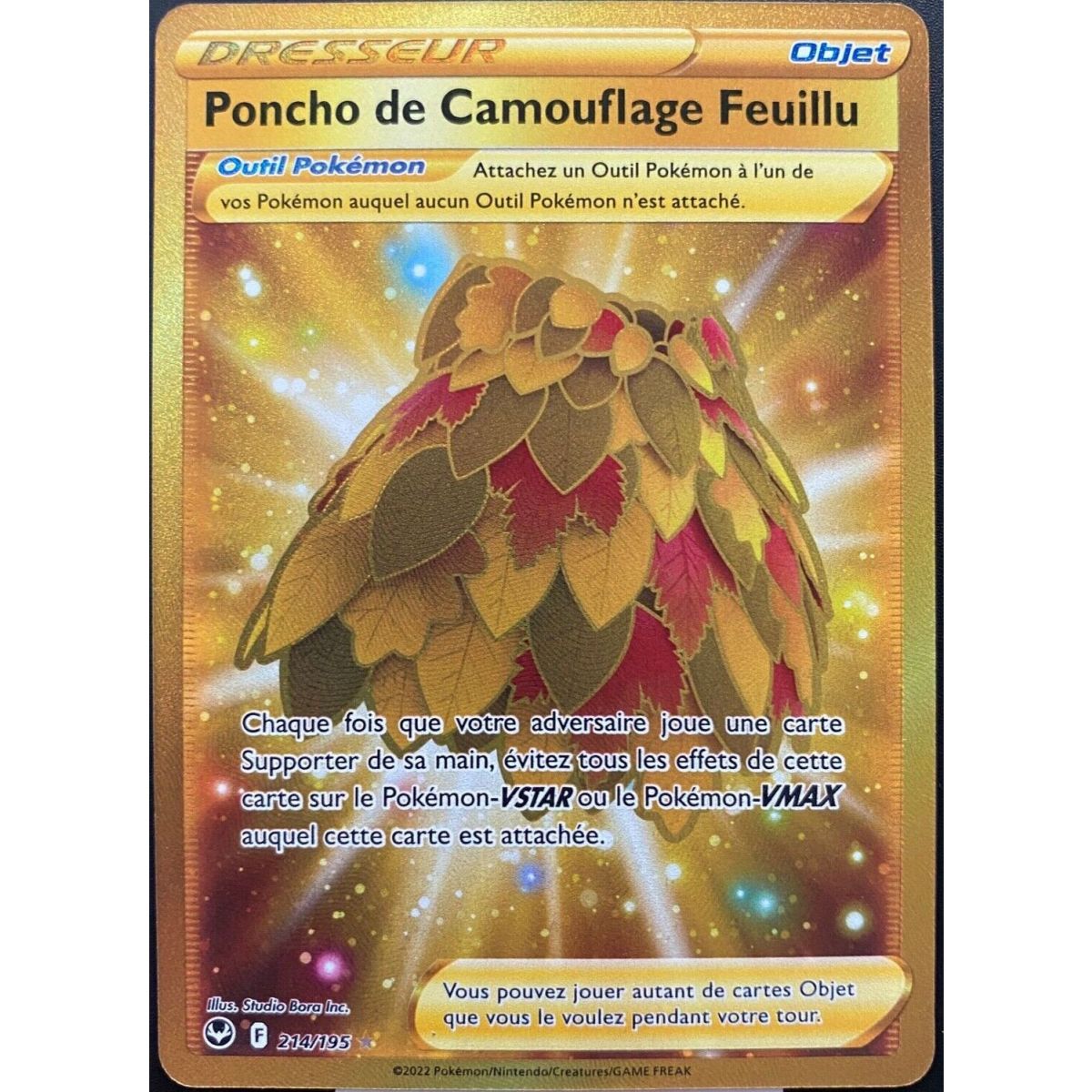 Poncho de Camouflage Feuillu - Secret Rare 214/195 - Epee et Bouclier 12 Tempete Argentée